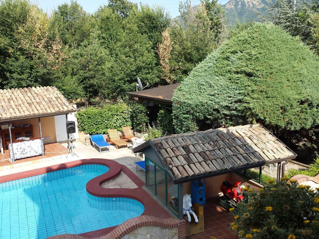 Aparthotel Parco Sogni D'Oro Montella Pokoj fotografie
